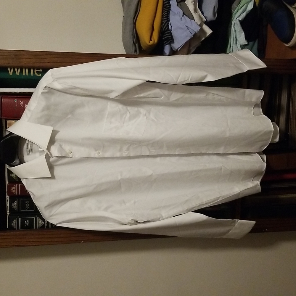 Van Heusen Lux Sateen classic fit white dress shirt size 17, 34/35 NWOT